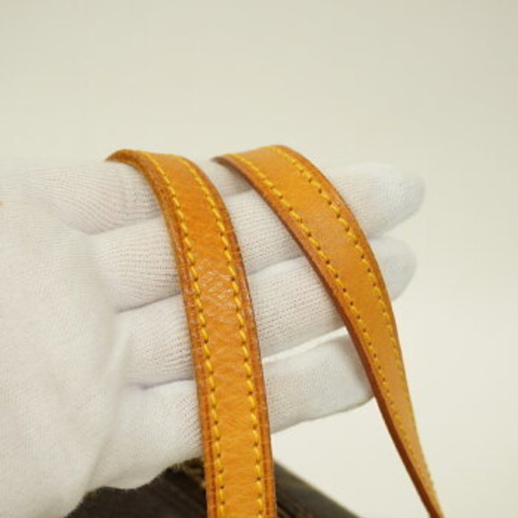 Louis Vuitton Monogram Spontini Shoulder Bag - Picture 8 of 13